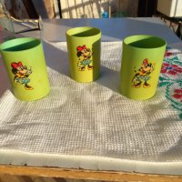 Стари чаши с Мини Маус (цената е за трите общо), снимка 1 - Колекции - 38316891