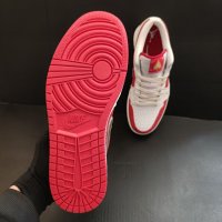 Nike Air Jordan 1 Low Spades SE Найк Обувки 44 размер номер , снимка 10 - Маратонки - 37042627