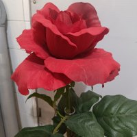 голяма роза 🌹 на стойка 908, снимка 2 - Изкуствени цветя - 43072733