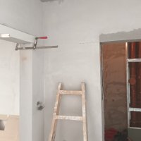 Вътрешни ремонтни дейности - изправяне на стени и тавани, шпакловка, боя, снимка 17 - Ремонти на апартаменти - 40448129