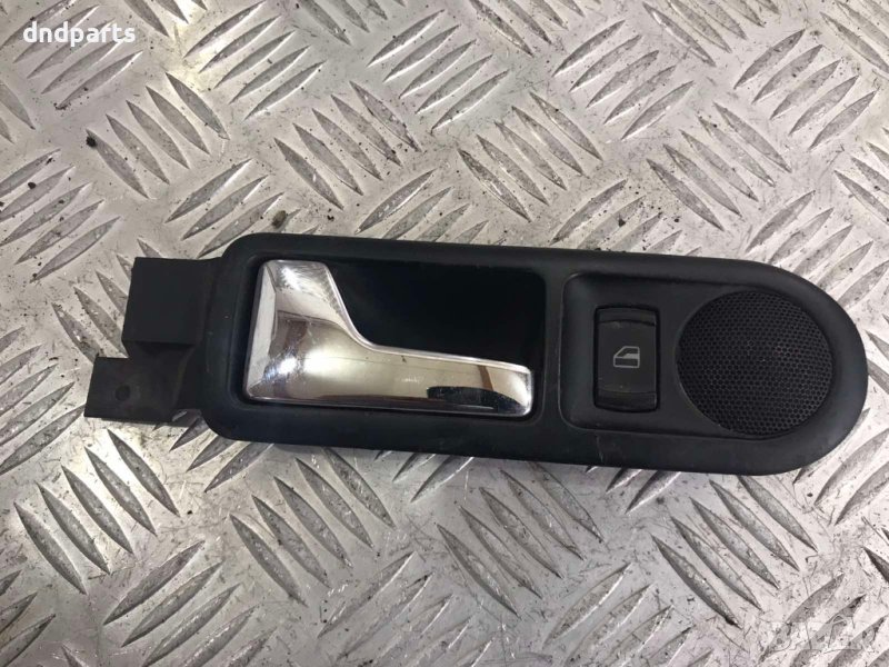 Задна лява вътрешна дръжка VW Passat,1998г., снимка 1