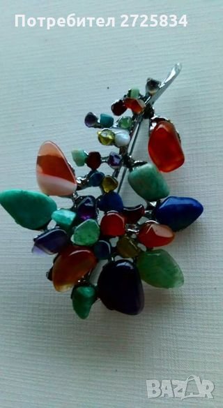 Брошка с полускъпоценни камъни, снимка 1