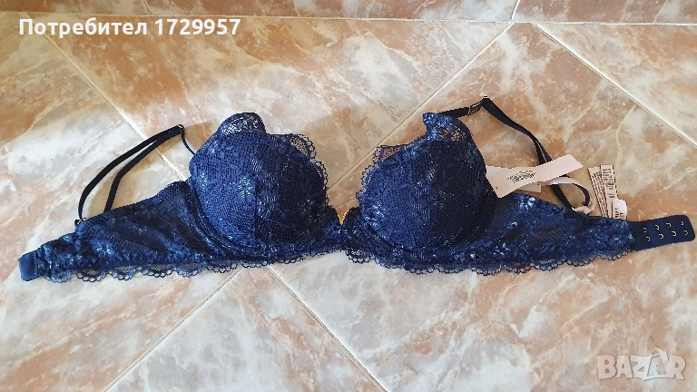 Сутиен Victoria's Secret Размер 34 С, снимка 1