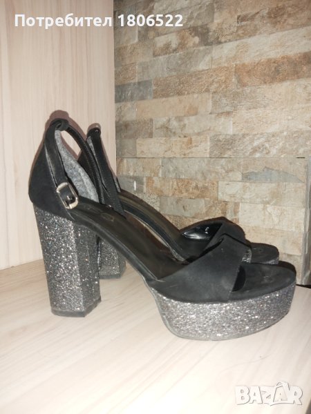 Дамски обувки с дебел ток. 39 номер, снимка 1