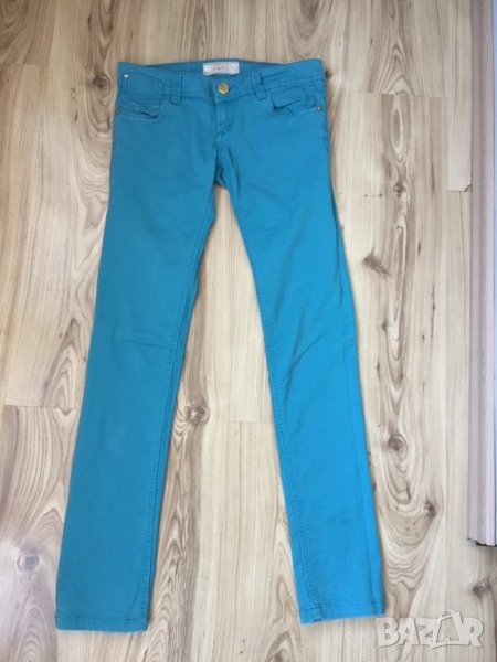 Дамски дънки PULL&BEAR оригинал, size 28, ярко сини,плътни еластични, много запазени, снимка 1
