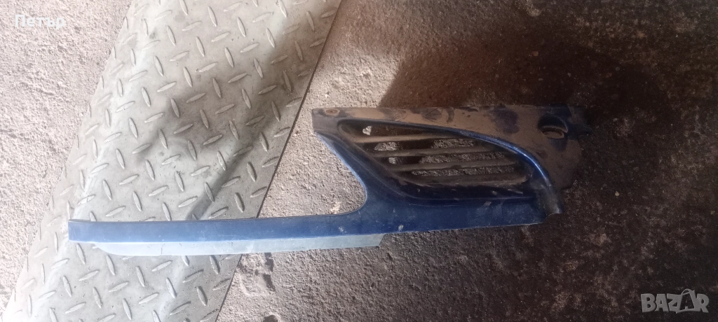 Дясна решетка Рено Сценик 1 98г., снимка 1