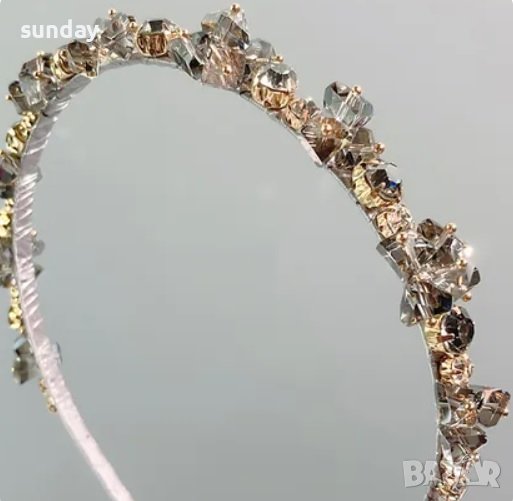 Диадема с камъни, снимка 1
