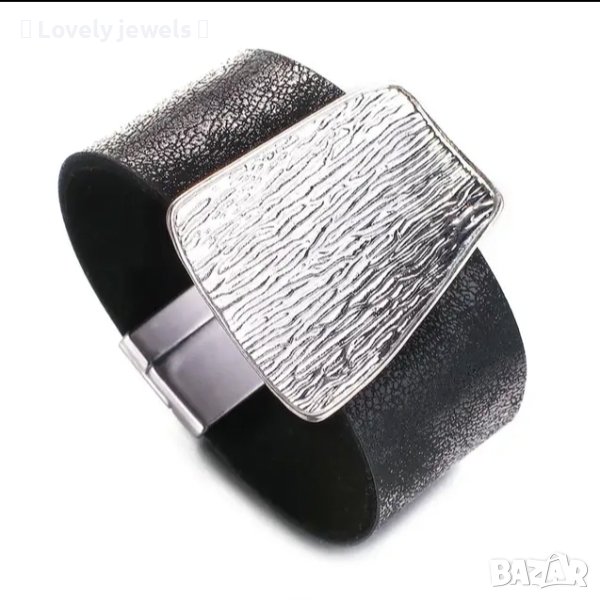 Красива кожена черна гривна със сребърна плочка, снимка 1