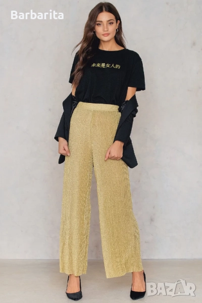 Плисиран панталон номер М/38, снимка 1