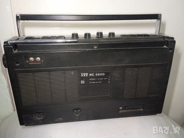 Радиокасетофон ITT, снимка 6 - Радиокасетофони, транзистори - 53341379