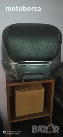Продавам оригинален куфар за Piaggio Vespa GTS, снимка 2 - Части - 51627060