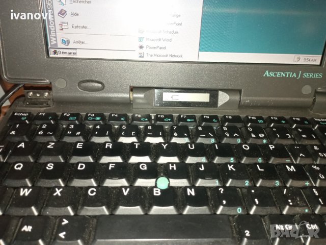 Ретро лаптоп AST Ascentia J за колекция, снимка 5 - Лаптопи за дома - 43407297