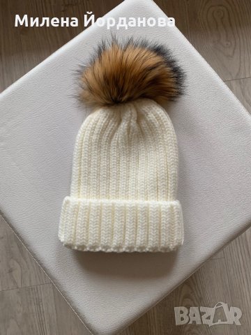 Шапка с помпон от естествен косъм, снимка 3 - Шапки - 34672077
