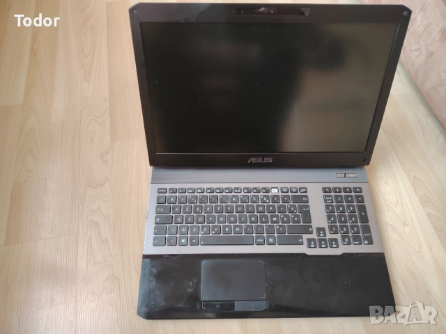Asus G75VW-T2445H, 17.3" на части!