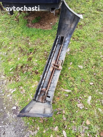 Теглич + Броня за Passat B4, снимка 2 - Части - 53476413