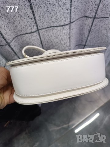 чанта , снимка 5 - Чанти - 43658699