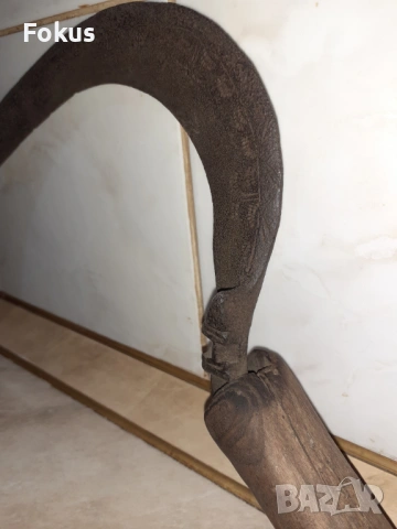 Невероятен стар възрожденски кован сърп с гравюри примитив