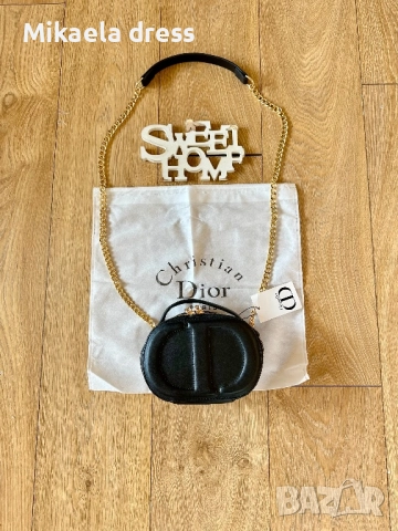 Суперактуална чанта CD в черен цвят за жени. Нова.