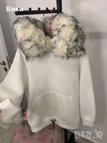 Горнище с пухена яка, снимка 3 - Блузи с дълъг ръкав и пуловери - 48764925