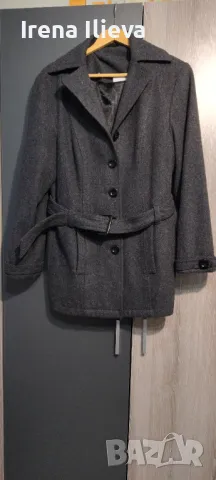 Продавам якета