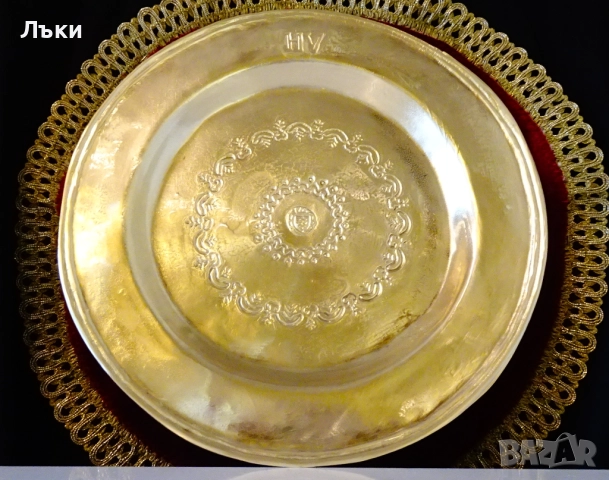Бронзова чиния,плато,пано 850 гр.,27 см.,релеф,позлата. , снимка 5 - Антикварни и старинни предмети - 52216497