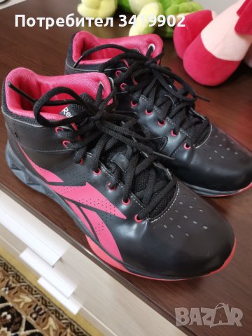 Оригинални кецове REEBOK, 38 номер 