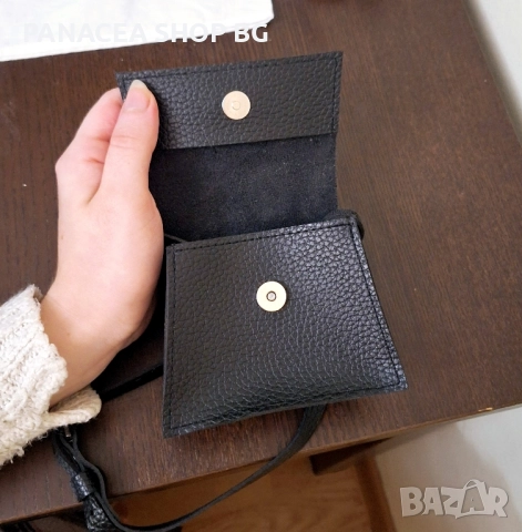 Малка дамска чанта черна, снимка 3 - Чанти - 51965572