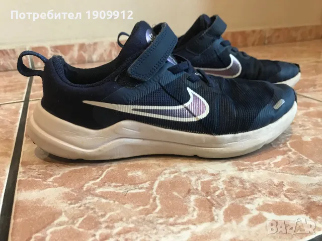 Nike , снимка 2 - Детски маратонки - 47489808