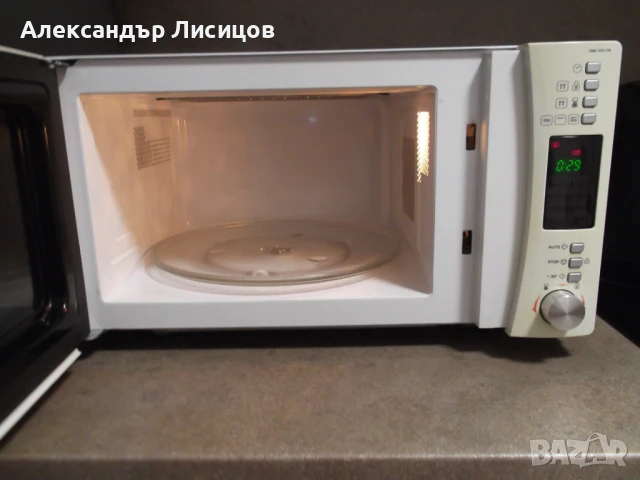 Продавам микро-вълнова фурна CANDY CMG 25D CW, 25ltr, снимка 1