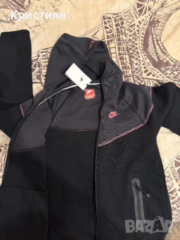 Nike Tech Fleece Windrunner x Central Cee, снимка 3 - Спортни дрехи, екипи - 52578120