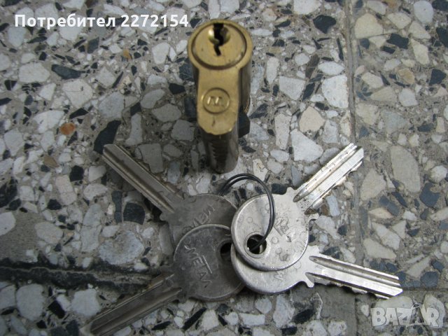 Български 1/2 патрон Метал с 4 ключа, снимка 3 - Антикварни и старинни предмети - 33473853