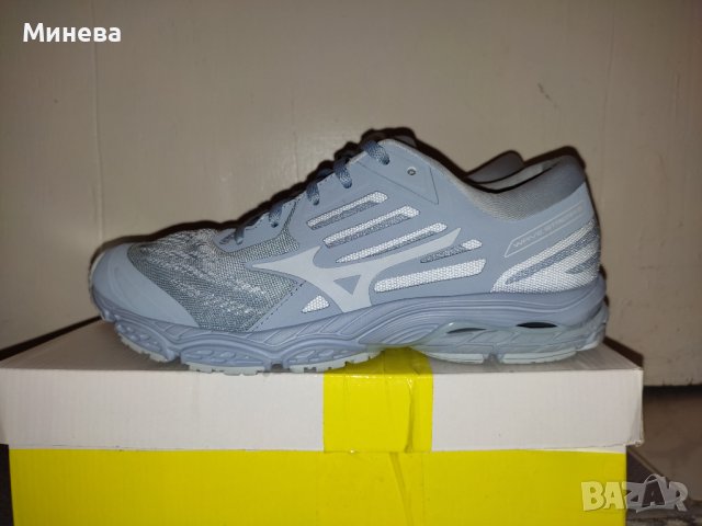 Маратонки Mizuno , снимка 6 - Детски маратонки - 38066374