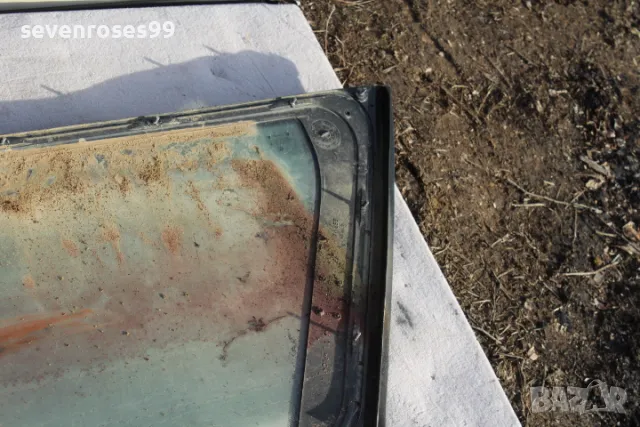 Стъкло фикс задно ляво Фолксваген Пасат B3 B4 1996 VW Passat 3 Комби, снимка 6 - Части - 48579895