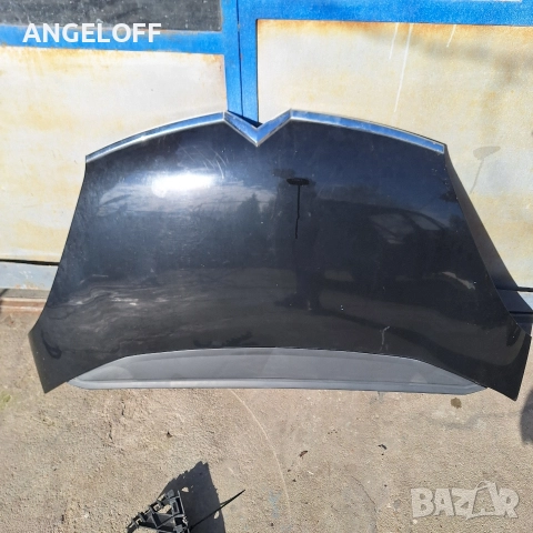 Преден капак за Citroen C4 2010 черен 