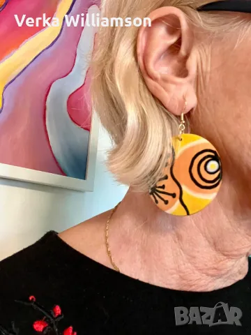 Жълти ръчно рисувани дървени обици модел 13, снимка 3 - Обеци - 48331547