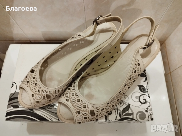 Дамски сандали , снимка 2 - Дамски обувки на ток - 52215513
