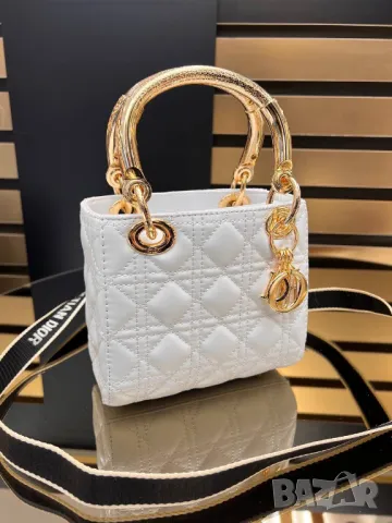 чанти christian dior 18х17см, снимка 2 - Чанти - 50416770