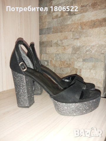 Дамски обувки с дебел ток. 39 номер