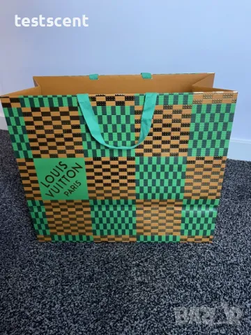 Бутикова подаръчна торба Louis Vuitton Green Gold XL 49cmx41cm 2022 Holidays Shopping Bag празнична, снимка 14 - Чанти - 48230765