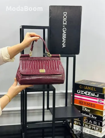 Dolce & Gabbana дамски чанти Различни цветове , снимка 8 - Чанти - 48885557