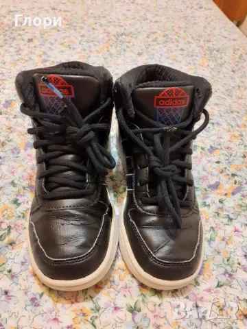 Детски маратонки Адидас 31н., снимка 3 - Детски маратонки - 47962840