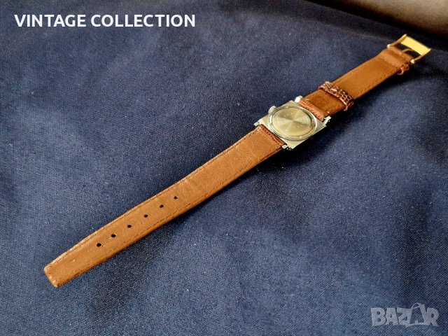 СЛАВА/ SLAVA Руски Механичен Часовник Дамски USSR Колекционерски Винтидж, снимка 7 - Дамски - 43800051