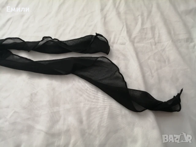 MISSGUIDED нова къса дамска пола с волани и цвете р-р L (EU 40), елегантна и секси, снимка 16 - Поли - 51191716