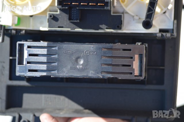 Оборудвана Централна конзола за ОПЕЛ АСТРА Г , снимка 9 - Части - 32855684