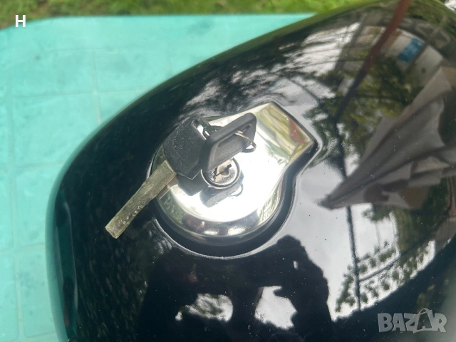 Резервоар за Yamaha sr 250 special edition, снимка 3 - Мотоциклети и мототехника - 51848539