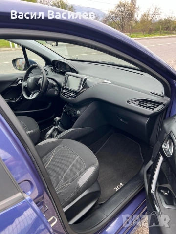 Пежо 208, снимка 7 - Автомобили и джипове - 52974480