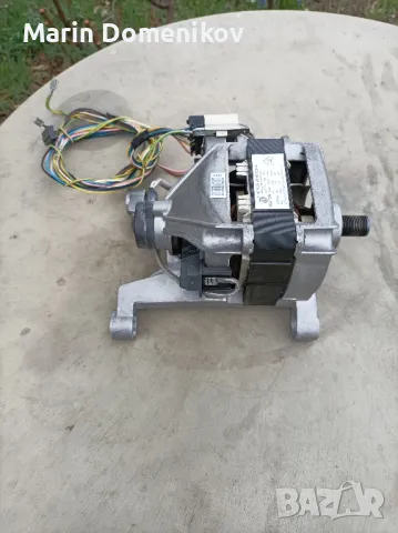 Мотор от пералня , снимка 3 - Електродвигатели - 49656413