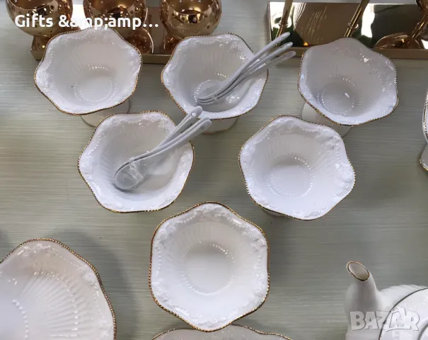 Прекрасен порцеланов комплект за крем или сладолед - 6 купички с лъжички, снимка 1