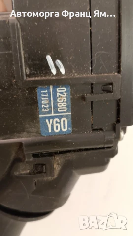 ЛОСТ ЧИСТАЧКИ ЗА TOYOTA COROLLA 2015г.,TOYOTA AURIS, снимка 2 - Части - 50950207