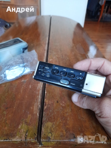 Стар уокмен Universum, снимка 3 - Антикварни и старинни предмети - 52215578